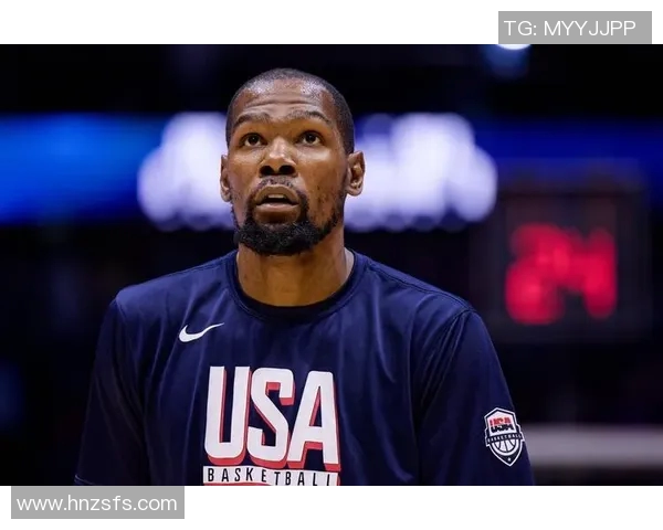 杜兰特11分验证团队篮球,阵容深度与角色球员爆发尽显冠军相 杜兰特11分验证团队篮球,阵容深度与角色球员爆发尽显冠军相